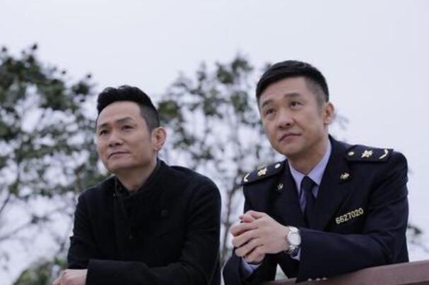 影帝果靖霖为了让妻子多活几个月隐瞒病情思念亡妻终生不娶