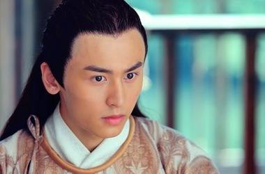 神雕侠侣中,他打败杨过,休了郭芙,最终被郭靖外孙所杀