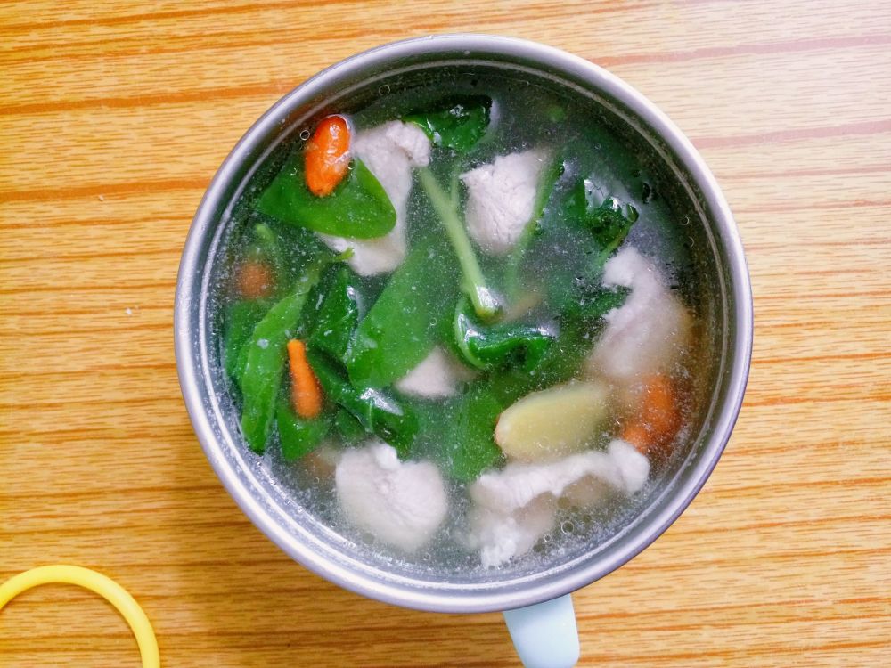 枸杞叶猪肉汤