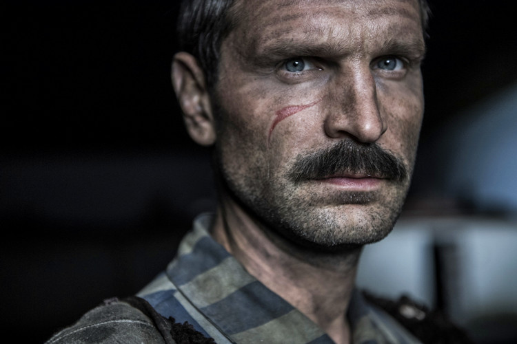 坦克战争大片来了!开着坦克杀出集中营,俄罗斯人拍得太燃了