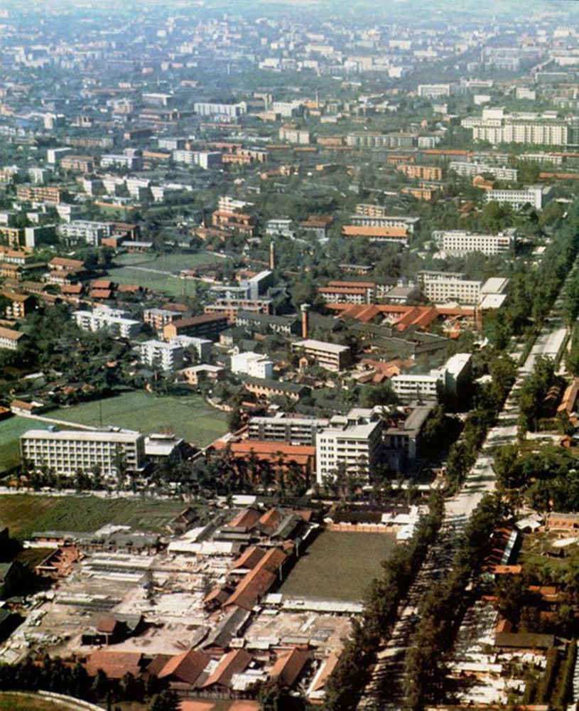 老照片:80年代的成都,热情火辣的蓉城旧影让人回味无穷