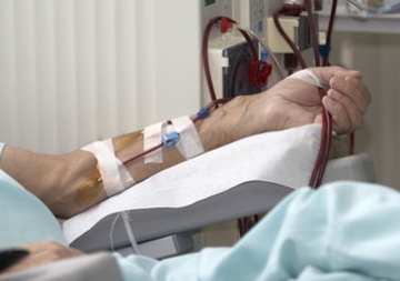 让患者肾利在望他们为尿毒症患者建立腹膜透析生命线