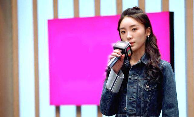 张月这一宝藏女孩在尔冬升的高光镜头里终于甩掉林有有的帽子