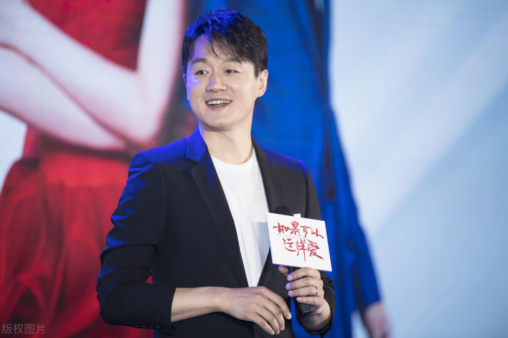 阿卡索代言人佟大为《爱的厘米》热播,出国留学需要具备哪些能力呢?