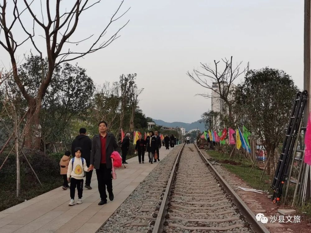 超洋气的小火车来了沙县铁路公园12月8日对外开放