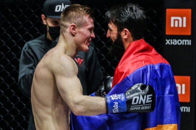 大意了没有闪马拉特逆袭ko背后的三重危机