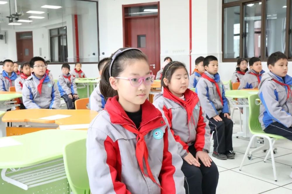 学校热点2|肖塘小学:寻找沟通"心钥匙",构建良好师生关系_腾讯新闻