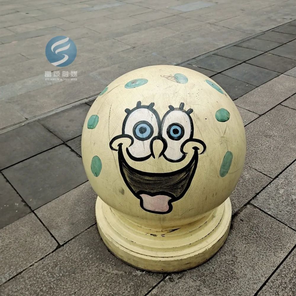 快看富顺街头的石墩变成艺术品啦网友太萌了
