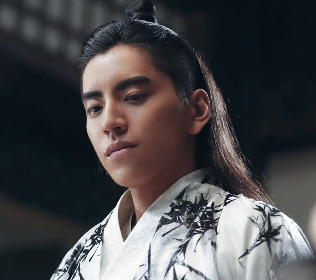 《狼殿下》神操作,全集上线,男主实惨