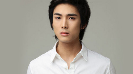 小俊熙崔宇革现状成谜 凭借蓝色生死恋爆红 为学业隐匿娱乐圈多年