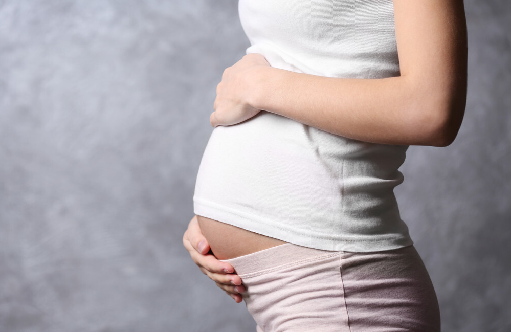 产后肚子减不掉 可能是腹直肌分离 试试用这种方法自测 腾讯新闻