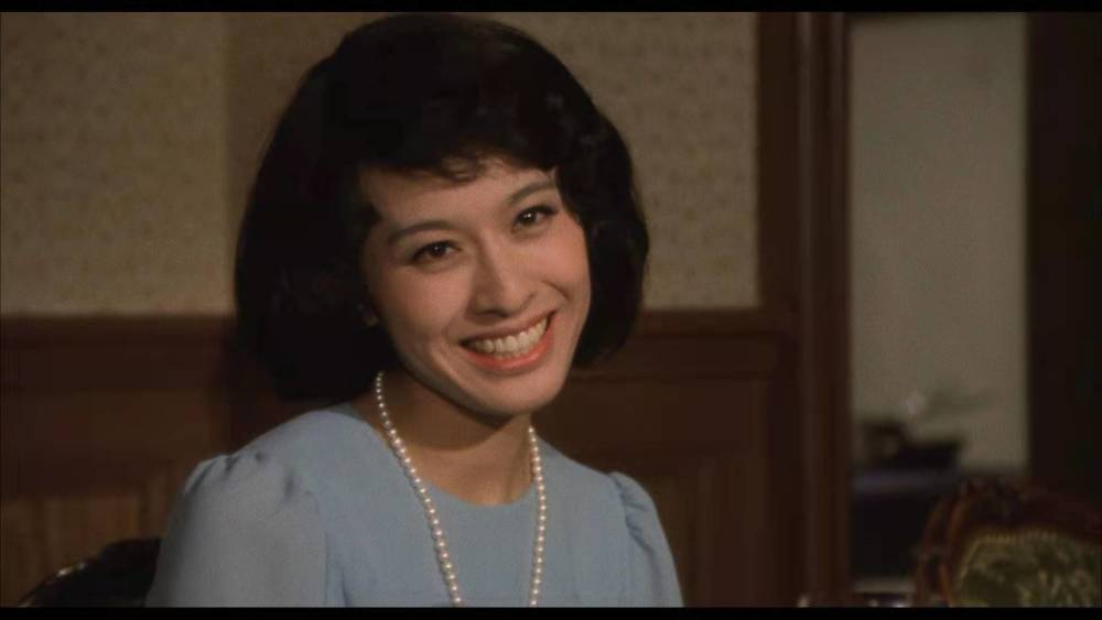 栗原小卷年轻时有多美多时髦山口百惠在她面前都要逊色几分