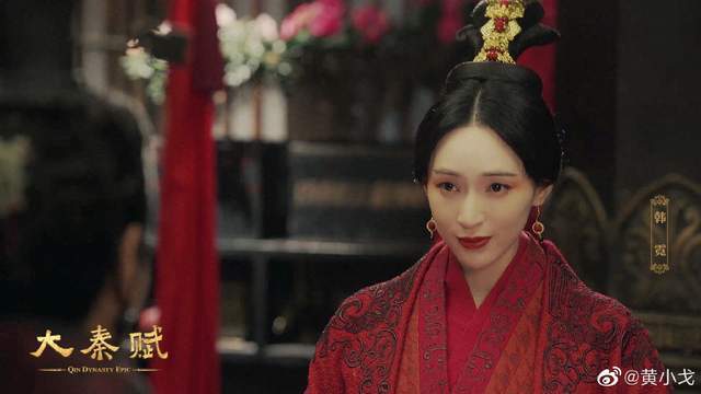 儿子和丈夫都是全身心的付出,嫁给嬴异人后,她也做到了为人妻子的责任