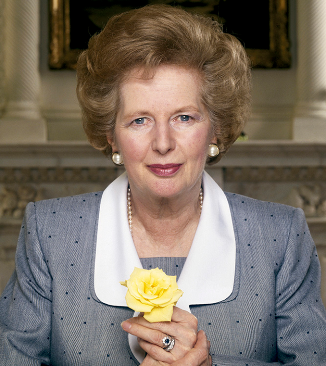 没有ps的年代,英国摄影师花60年拍摄人物肖像照,每一张都是故事!