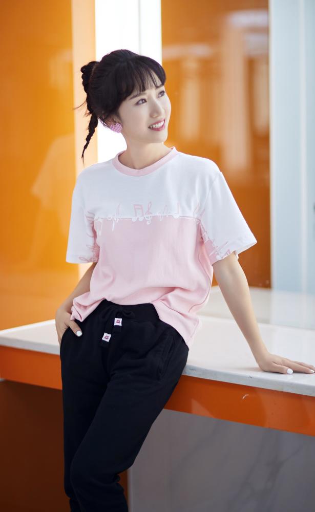 明星李念第1576期时尚潮流美图欣赏