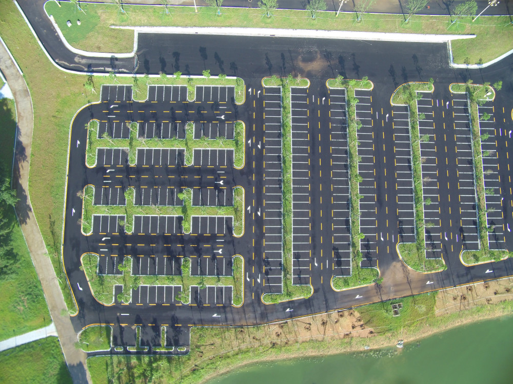 斯威普水手3 防水无人机航拍:城市里的停车场_腾讯新闻