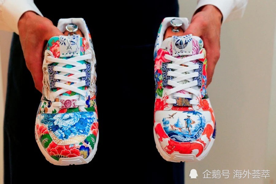 震惊!一双阿迪达斯合作设计的鞋子,拍卖价值飙破100万美元