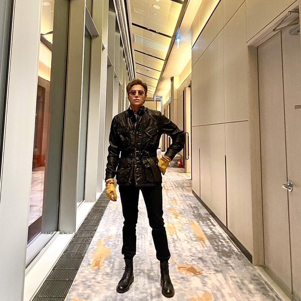 朴殷硕身材比例可比模特儿.