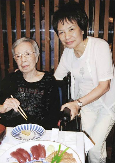 83岁余慕莲近况曝光99岁妈妈被曝去世暂未告知余慕莲噩耗