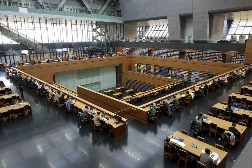 北京国家图书馆秩序井然书香浓