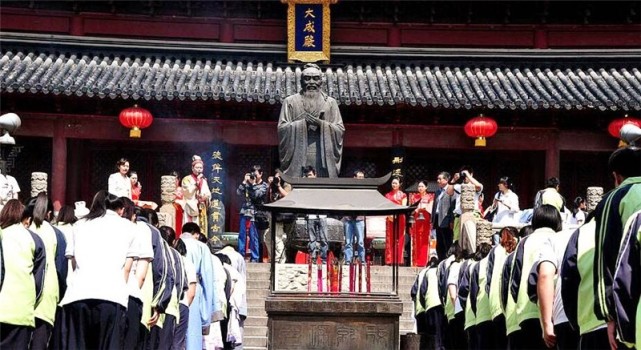 衍圣公能经久不衰 世代藤黄 靠的到底是什么 又为何会落下骂名 衍圣公 孔子 儒家文化 孔氏家族