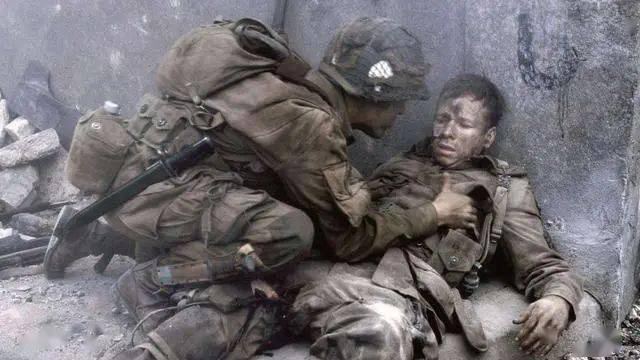 人在中弹之后会出现怎样的反应抗战老兵别再被电视剧骗了