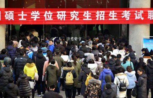 高考试卷难度排名_大学生公认“难度最大”考试排名:高考仅排第5,第一