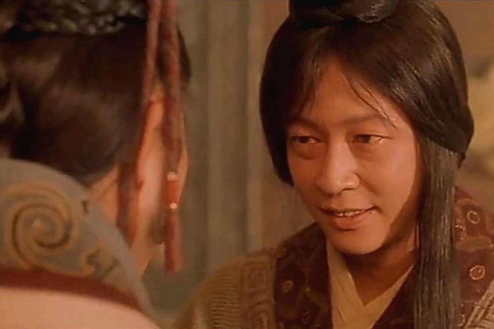 说到嫪毐这个角色,有人会想到《吕不韦传奇》中高亚麟的版本,虽然"夏