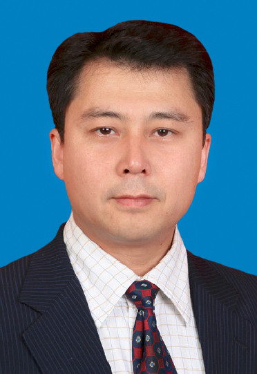 自治区疾病预防控制中心科长,主任医师甫尔哈提·吾守尔杨毅宁多年来