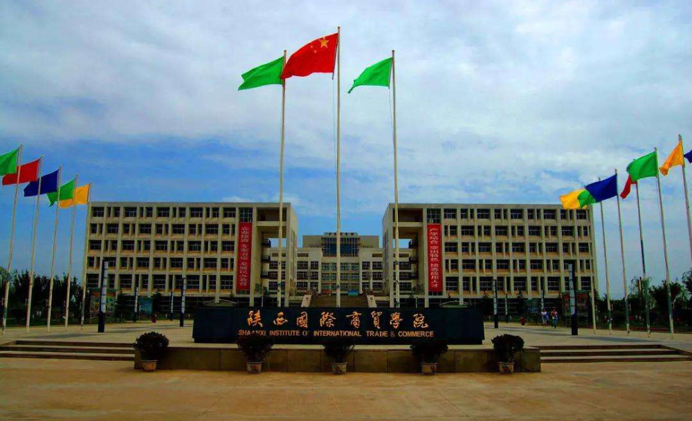 最高1000元职校8名女孩ktv有偿陪侍3名青年被刑拘