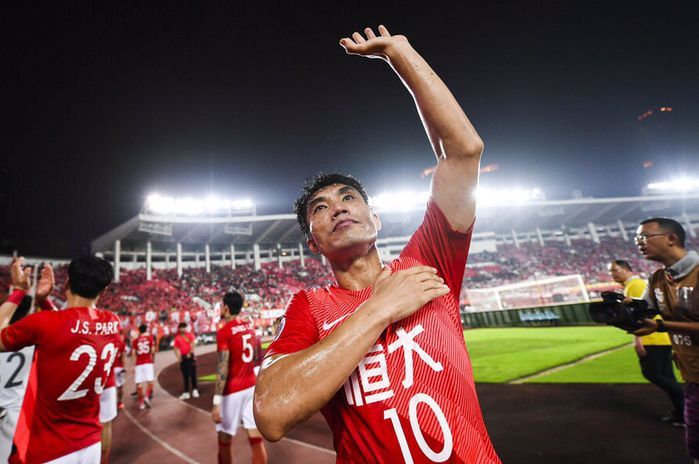 人物志郑智恒大杰出打工人郑队郑指还是郑总