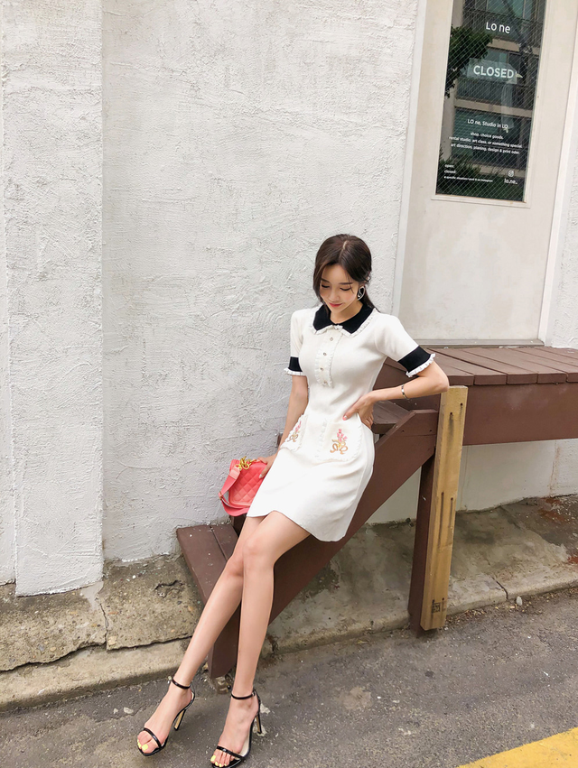 孙允珠时尚穿搭:童话白皙色公主连衣裙