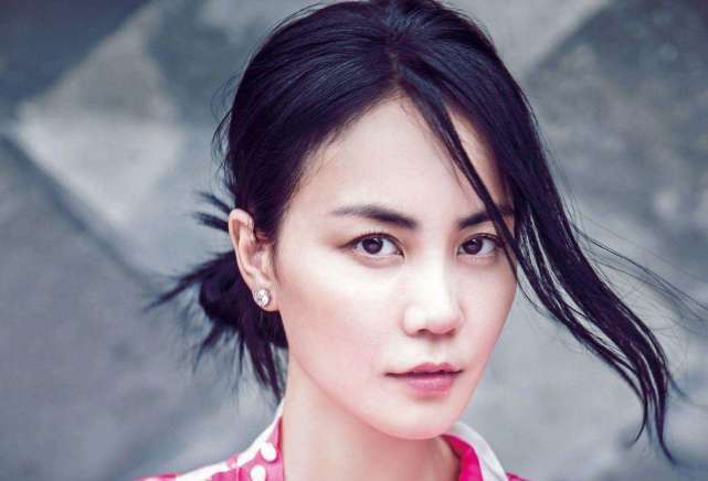 中国10大女歌手排名 那英没上榜 邓丽君只能排第三 腾讯新闻