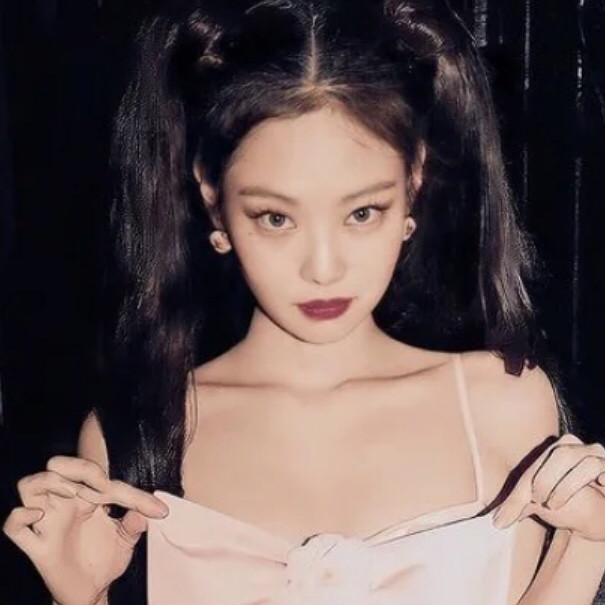 blackpinkjennie头像来看酷酷的黑玫瑰