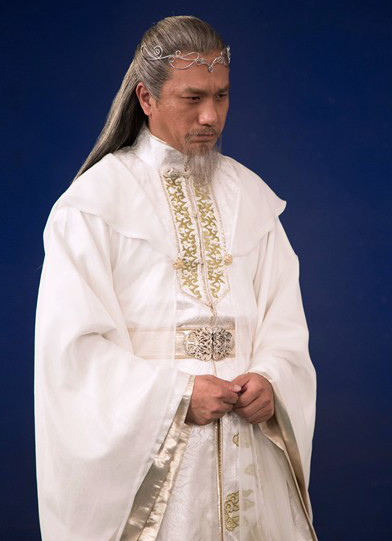 张桐饰演汉钟离