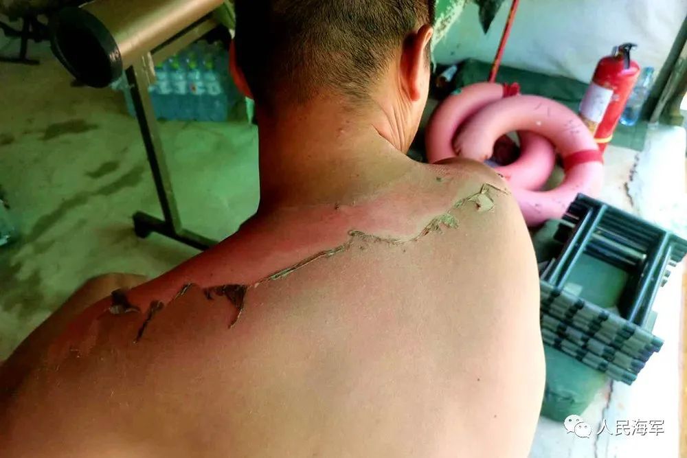 不相信眼泪的中国军人,这一刻还是哭了