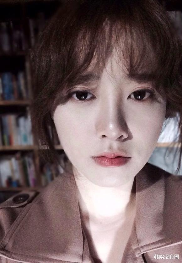 具惠善更新ins我好像挺漂亮的还晒出了化妆后的美照