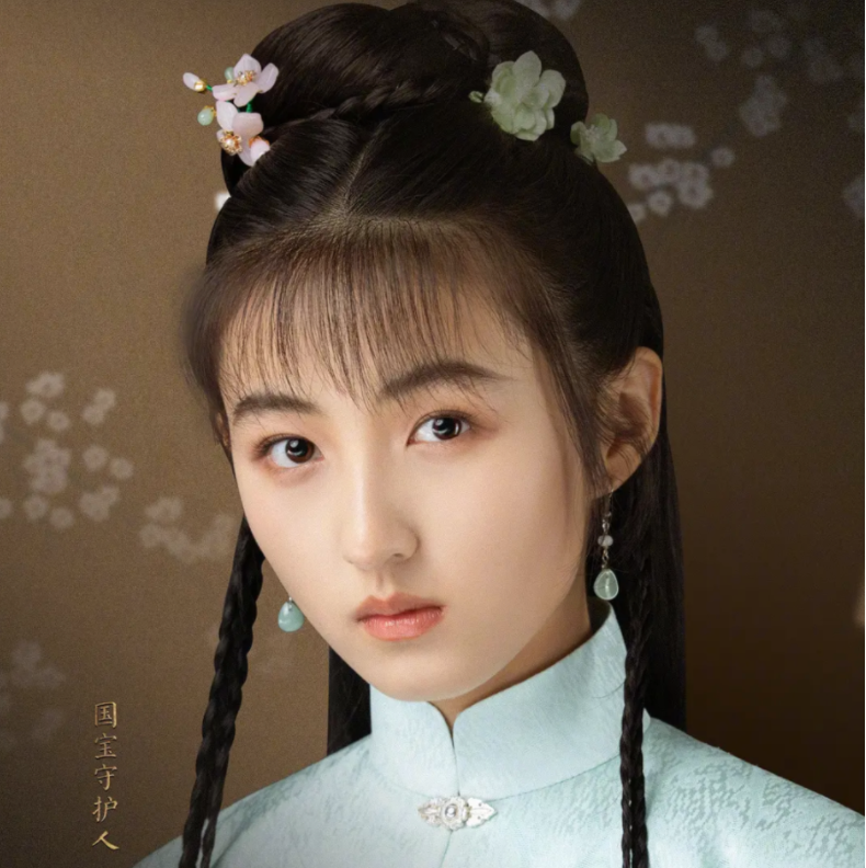 张子枫古装扮相引争议,眉毛粗狂丫鬟脸,网友:更适合现代剧