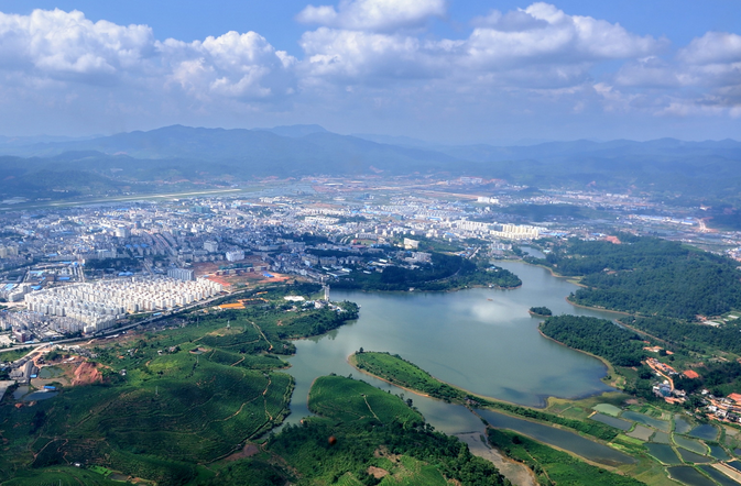 普洱市澜沧县有几个乡镇,普洱市10区县人口一览:澜沧县51万,宁洱县19