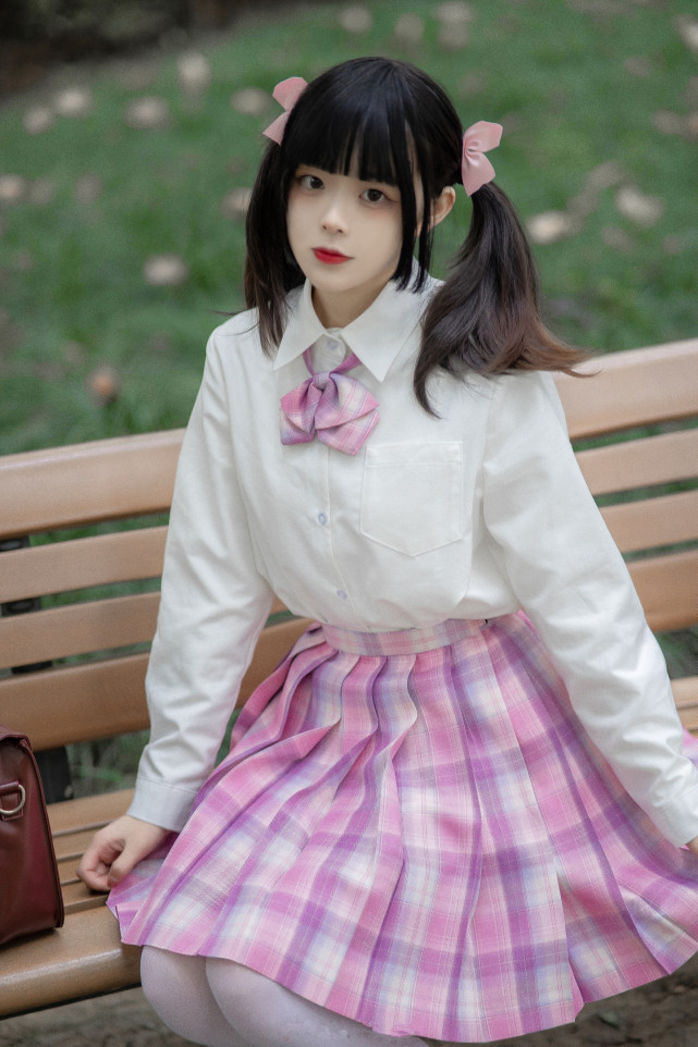 今天也是甜甜的草莓味jk制服