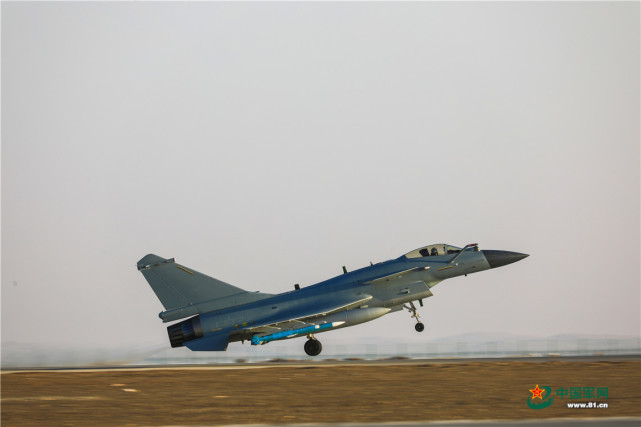 一组战鹰高清大图来袭,请查收!