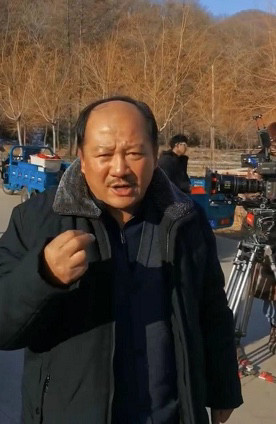 谢广坤晒近况私下住豪宅超气派坐直升飞机出行堪比赵本山