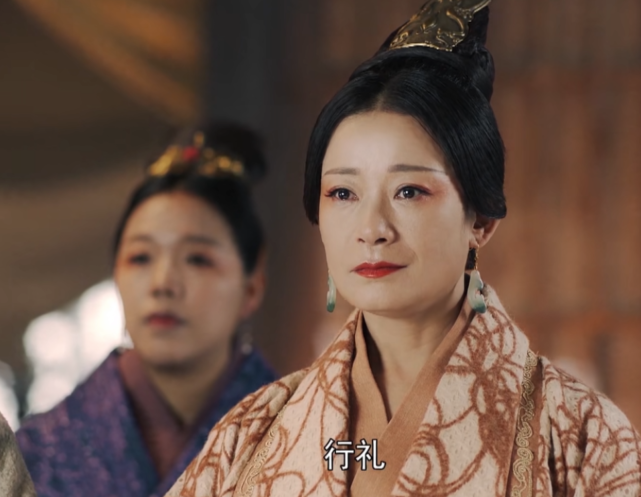 饰演夏太后的师悦玲,是《大明风华》的胡尚仪