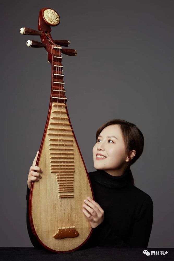 琵琶:周雅婷唢呐:张文彪吉他:陈焕明笛子:戴悦合唱领唱:罗小苗【新品