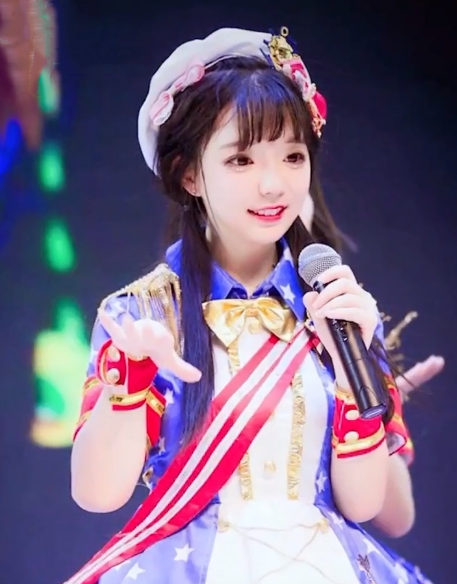 王奕萌不想被说像鞠婧祎,特意剪掉了长发,看清样子:可盐可甜_腾讯新闻