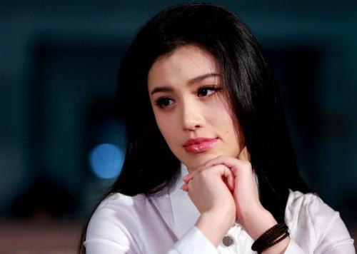 离婚五年,刘翔再婚,和前女友吴莎走到了一起,生活的很幸福.