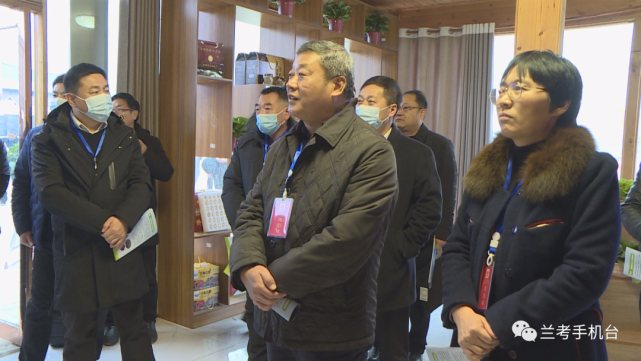 县人大常委会主任魏随安,副主任耿红梅,宋德闯,金
