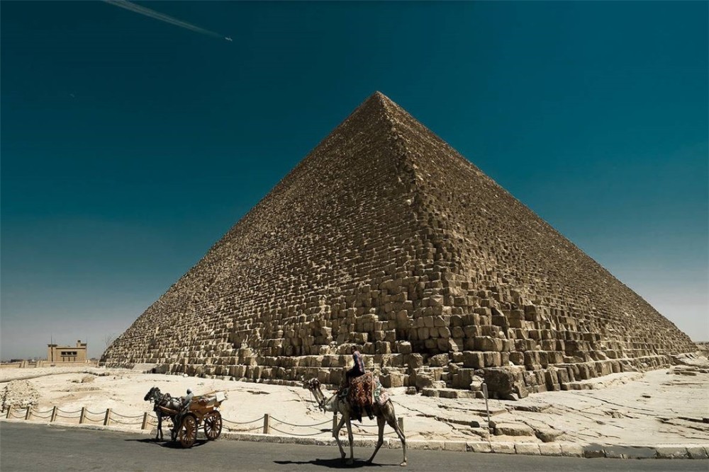 位于墨西哥的乔鲁拉金字塔,比埃及金字塔更神秘,是谁建造的?