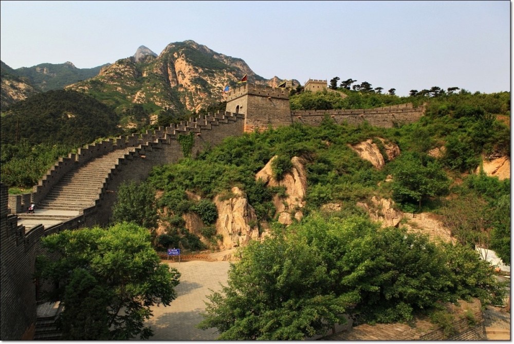 辽宁——绥中九门口长城幸运的是,不久之后温体仁即致仕倒台,杨光先