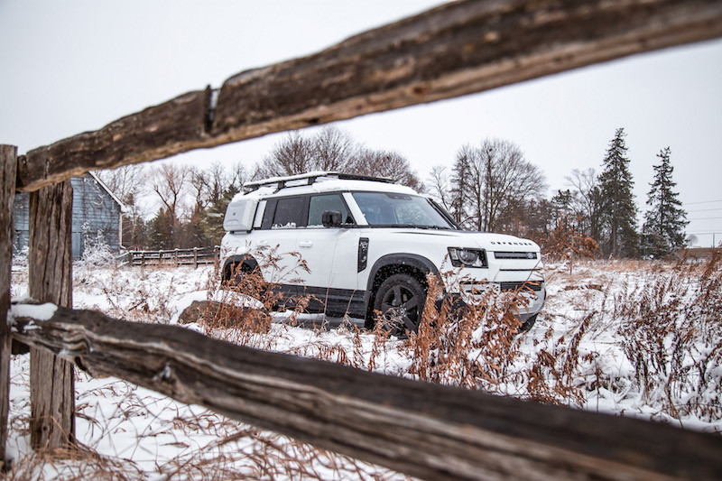 路虎卫士defender 110 p400:一改大老粗的形象_腾讯新闻